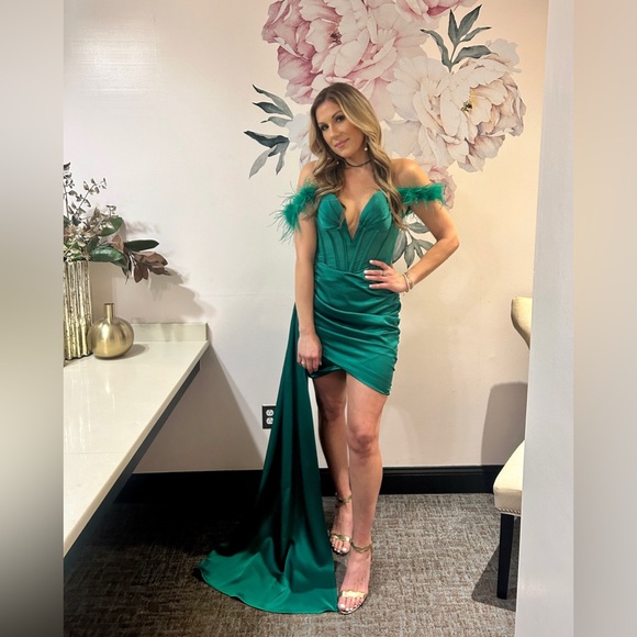 Miss Circle evening dress - Picture 6 of 6